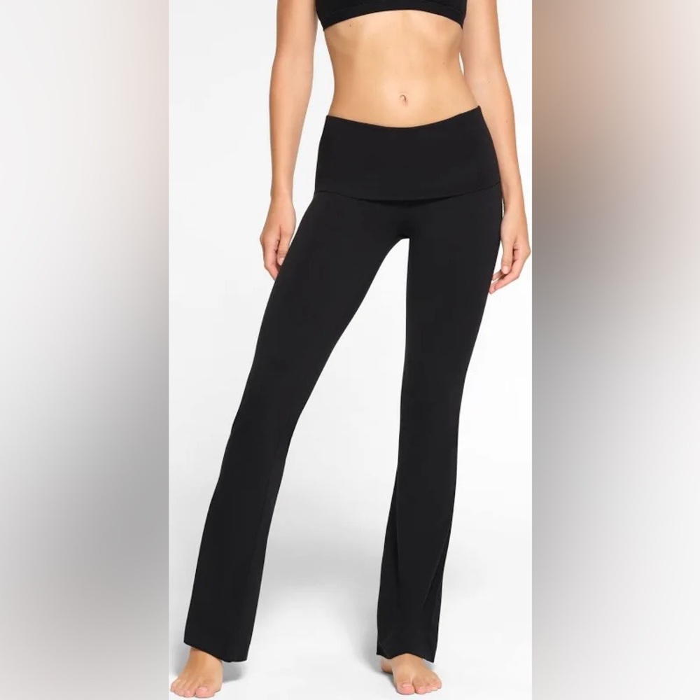 Skims foldover leggings
